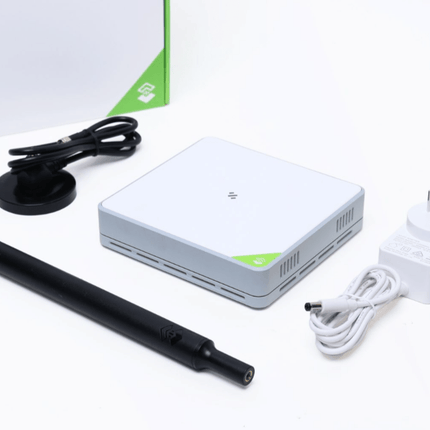 Seeed Studio Gateway SenseCAP M2 Multi-Platform LoRaWAN Indoor Gateway (SX1302)