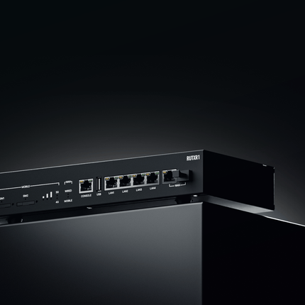 Teltonika Modem-Router Teltonika RUTXR1 Industrial Cellular Rack-Mountable LTE Cat 6 SFP Router