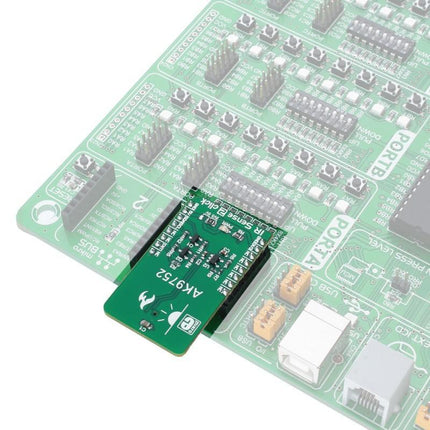 MikroElektronika Click Sensors IR Sense 2 click - MikroElektronika Short Range Infrared Sensing