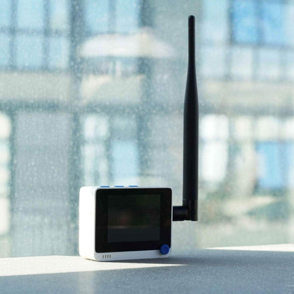 Seeed Studio Gateway Wio Terminal LoRaWAN Helium Mapper: Plug&Play LongFi Network Monitor for Helium Network