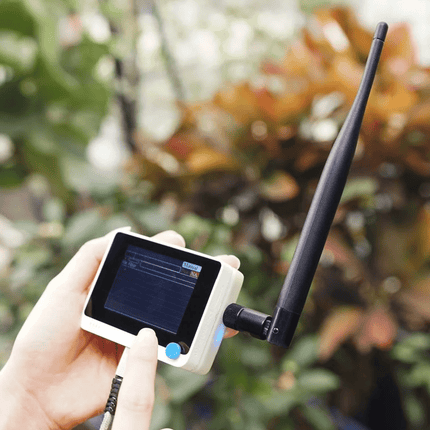 Seeed Studio Gateway Wio Terminal LoRaWAN Helium Mapper: Plug&Play LongFi Network Monitor for Helium Network
